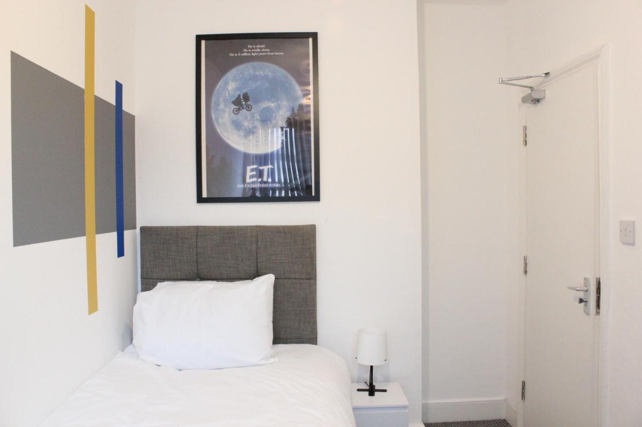 St Peter'S Shared House Hotel เบอร์มิงแฮม ภายนอก รูปภาพ