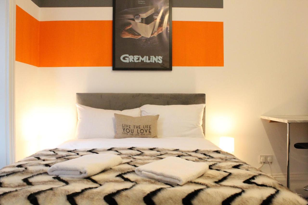 St Peter'S Shared House Hotel เบอร์มิงแฮม ภายนอก รูปภาพ