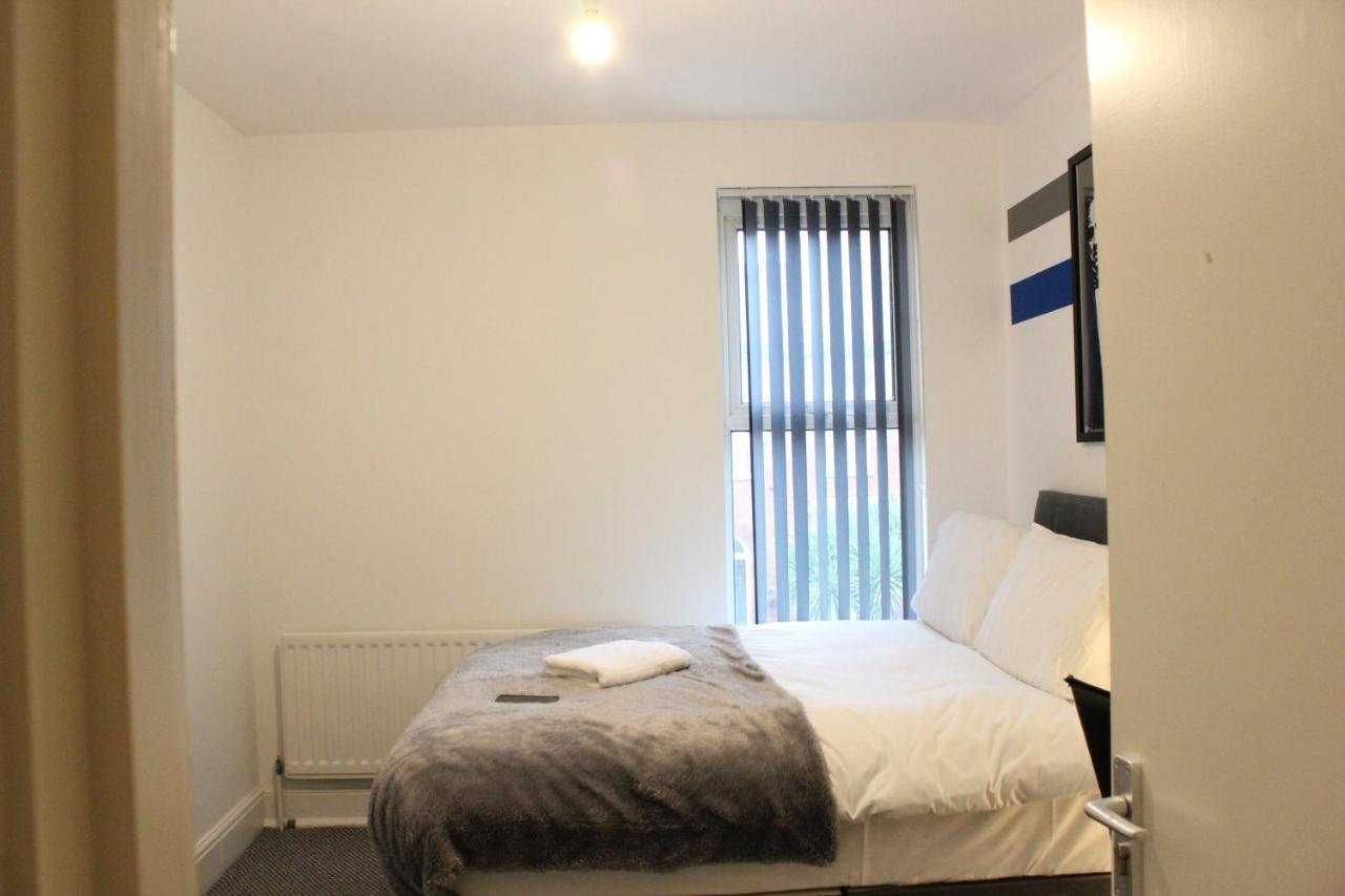 St Peter'S Shared House Hotel เบอร์มิงแฮม ภายนอก รูปภาพ